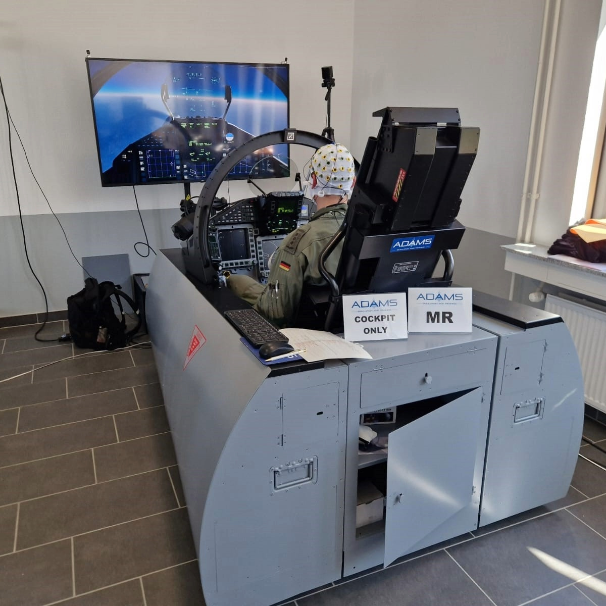This image shows the Mixed Reality condition.